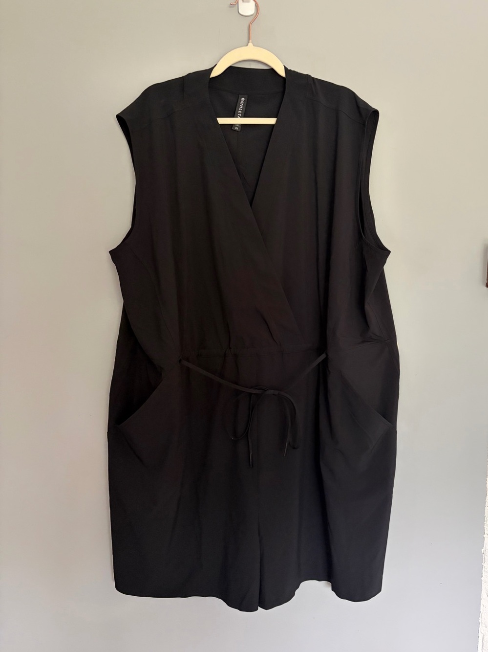 Athleta Marlow Romper Women’s 3X Black Faux Wrap Drawstring Athleisure